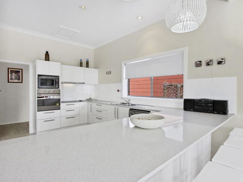 Fairwater In Mollymook - Accommodation Gold Coast 5