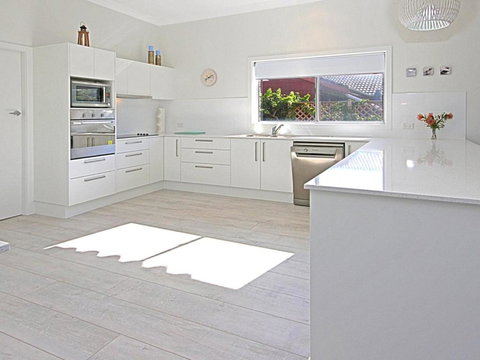 Fairwater In Mollymook - Accommodation Gold Coast 3