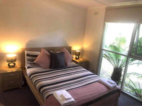 Russell Falls Holiday Cottages - Accommodation Gold Coast 2