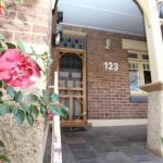 123 Hill St. Heart Of Orange Double Brick - Gold Coast 4U 1