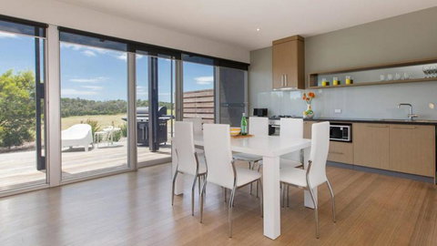 ST ANDREWS BEACH APARTMENT 4.01 - 1 Gold Coast 2