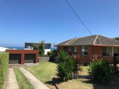 OCEAN VIEWS - Accommodation Gold Coast 3