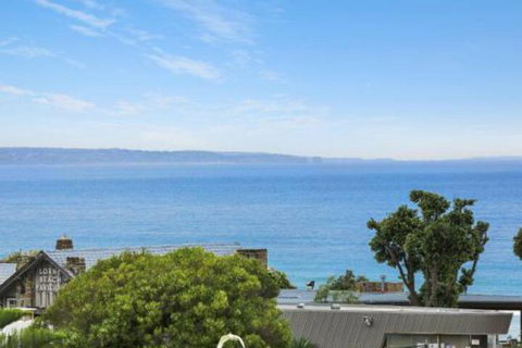 WATERFRONT TWO Position Perfect NEW LISTING 2019 - Accommodation Gold Coast 2