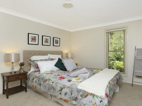 Garland Park 3 Night Weekends For Price Of 2 - Accommodation Gold Coast 2