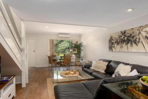 Tehidy Townhouse Translation A Place Of Retreat - Accommodation Gold Coast 0