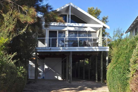 Sheoak Holiday Home - Gold Coast 4U 4