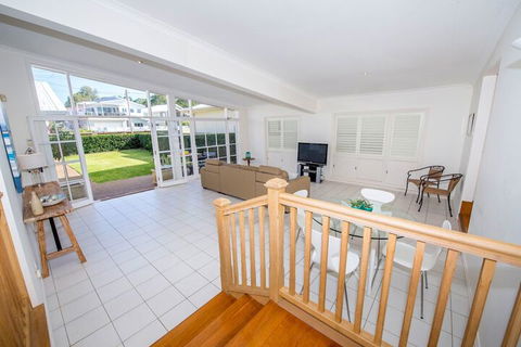 A Foreshore Salamander Bay - Accommodation Gold Coast 1