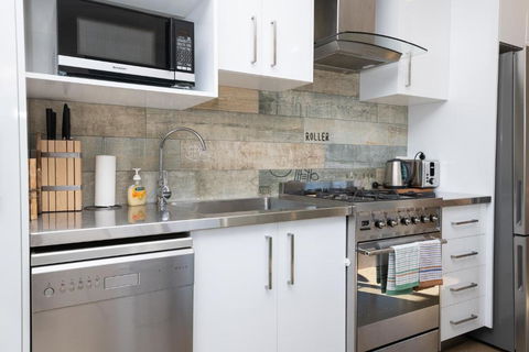 The Endsleigh 1 Bedroom Villa Free Wifi Near CBD - Gold Coast 4U 7