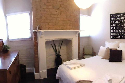 YSG The Edward Townhouses 155 & 157 Steps To Town - Gold Coast 4U 3