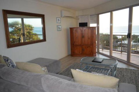 Pandanus Shores Kings Beach - Accommodation Gold Coast 3