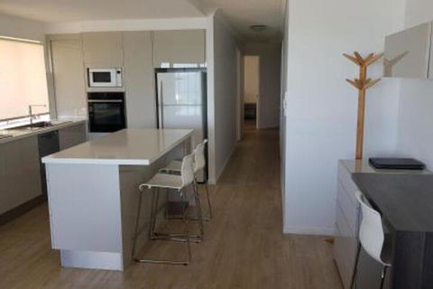 Pandanus Shores Kings Beach - Accommodation Gold Coast 6