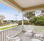 BEACHSIDE GETAWAY DROMANA - Gold Coast 4U