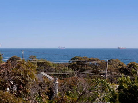 DROMANA BAY VIEWS DROMANA - Accommodation Gold Coast 2
