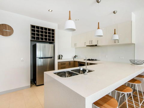 NORTH POINT RETREAT MORNINGTON - Accommodation Gold Coast 3