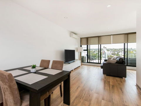 NORTH POINT RETREAT MORNINGTON - Accommodation Gold Coast 5