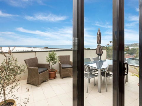 THE PENTHOUSE MORNINGTON - Accommodation Gold Coast 4