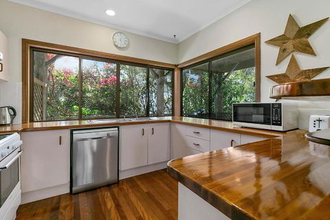 The Beach House Sunshine Beach - Accommodation Gold Coast 3