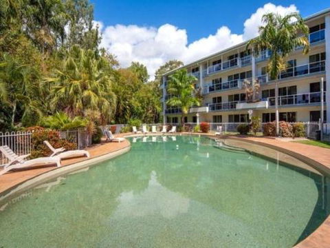 RED COWRIE 321atPALM COVE - Accommodation Gold Coast 0