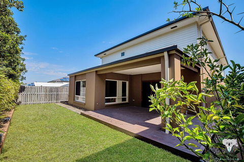 Rochedale Spacious Holiday 4 Bedrooms House Qro009 - Accommodation Gold Coast 4