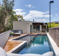 Kalina Retreat tennis  pool - 1 Gold Coast