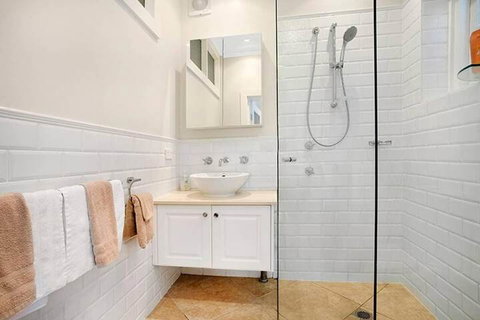 CRES0 Manly The Crescent - Accommodation Gold Coast 4