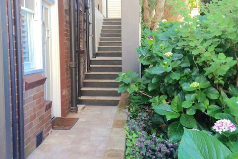 CRES0 Manly The Crescent - Accommodation Gold Coast 1