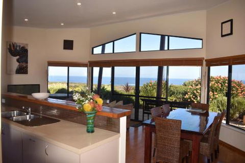 Redgate Beach Escape - Gold Coast 4U 1