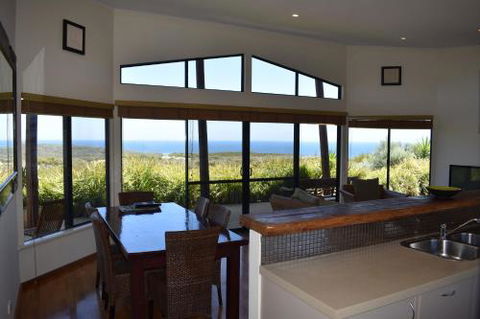 Redgate Beach Escape - Gold Coast 4U 3