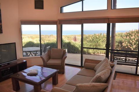 Redgate Beach Escape - Gold Coast 4U 2
