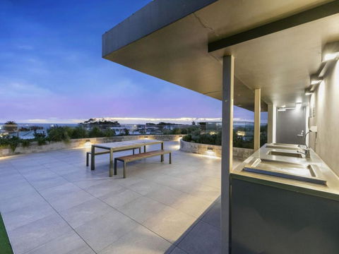 SEA TEMPLE MORNINGTON - Accommodation Gold Coast 6