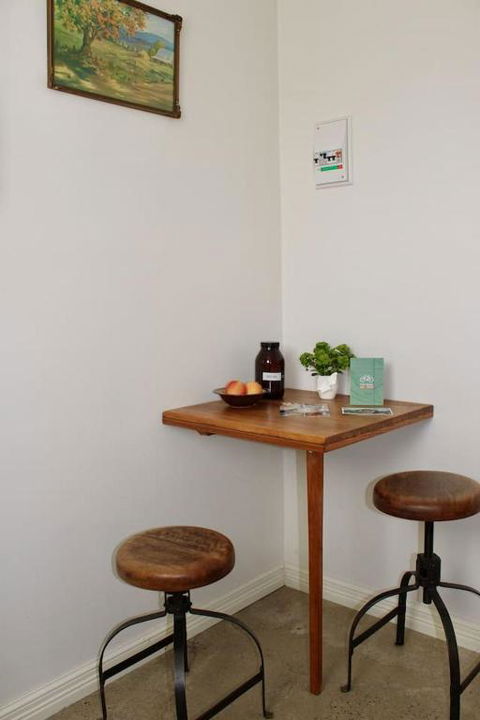 Wormwood Studio - 1 Gold Coast 7