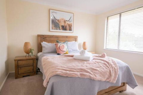 42 Rosemary Lane Â· Central Orange Spacious Family Home Quiet Lane - Gold Coast 4U 0