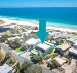 Luxury on Lewis 6 Lewis Road - Accommodation Gold Coast