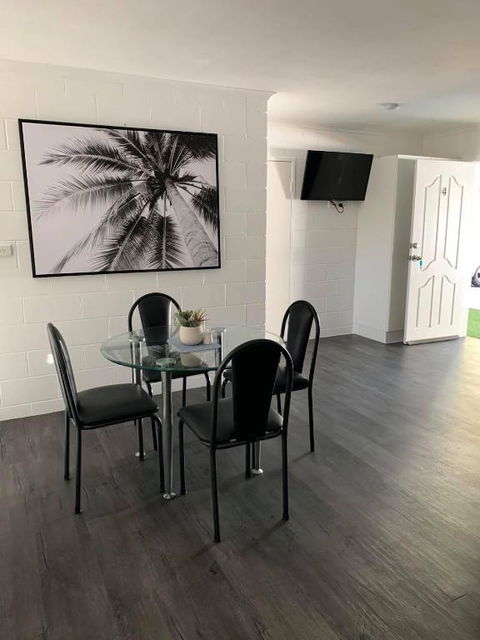 Motel On Mitchell - Gold Coast 4U 4