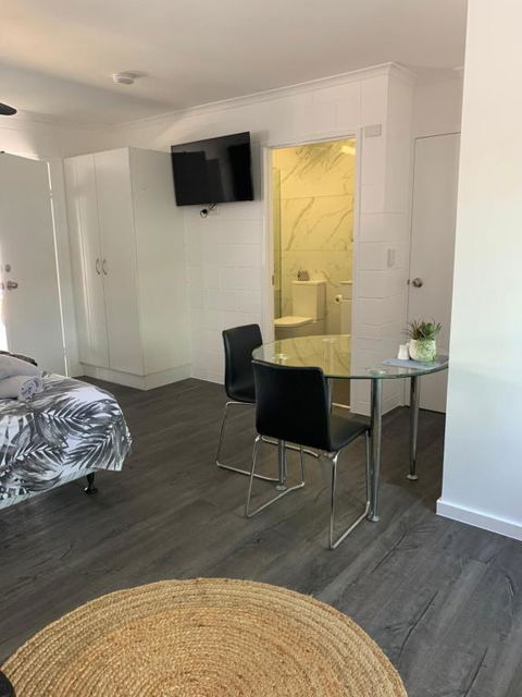 Motel On Mitchell - Gold Coast 4U 3