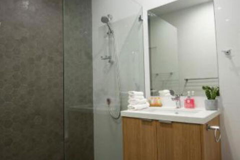 Chloes Chalet - Accommodation Gold Coast 6