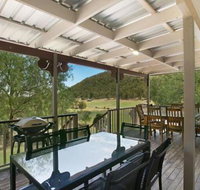 Rosa Estate in Broke Two 3br House in walking distance to Cellar Doors - 1 Gold Coast