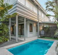 Cosy but Cool Sunshine Beach - Accommodation Gold Coast