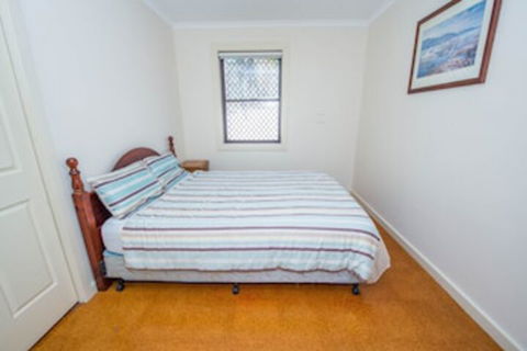 Shoal Bay Avenue Unit 2 / 7 - Accommodation Gold Coast 0