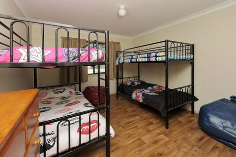 Government Rd 38 Shoal Bay - Accommodation Gold Coast 7