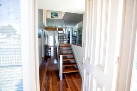 BELLA CASA - Accommodation Gold Coast 3