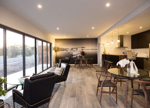 The Seabird - Gold Coast 4U 1
