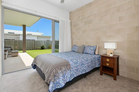 BEACHSIDE HAVEN - Accommodation Gold Coast 5