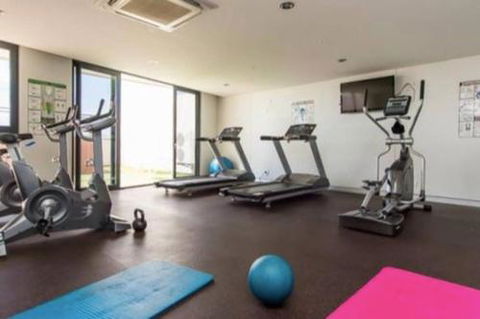 CENTRAL CBD EXEC STUNNING VIEW WIFI NETFLIX WINE - Gold Coast 4U 1