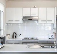 Contemporary House  Seaviews - Gold Coast 4U