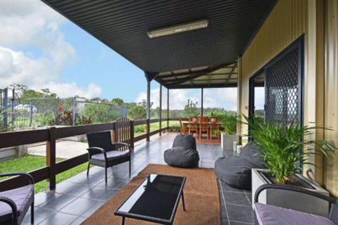 Kelman Cottage Tucked Away With Pool + Native Wildlife - Gold Coast 4U 4