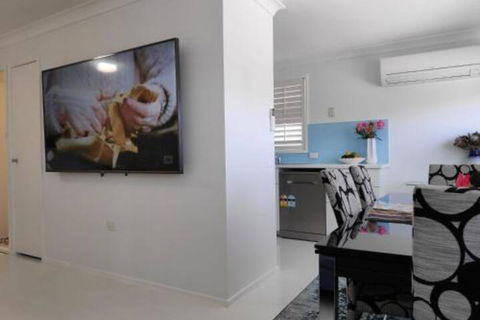 Warilla Sands - Gold Coast 4U 5