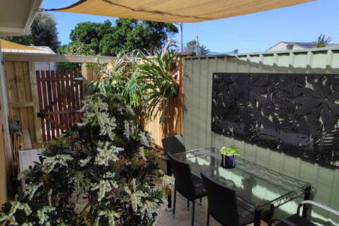 Warilla Sands - Gold Coast 4U 7