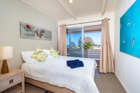 Seaview Getaway - Gold Coast 4U 7