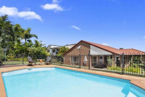 BB233 Banksia Beach Family Home 4 Bedrooms - Accommodation Gold Coast 0